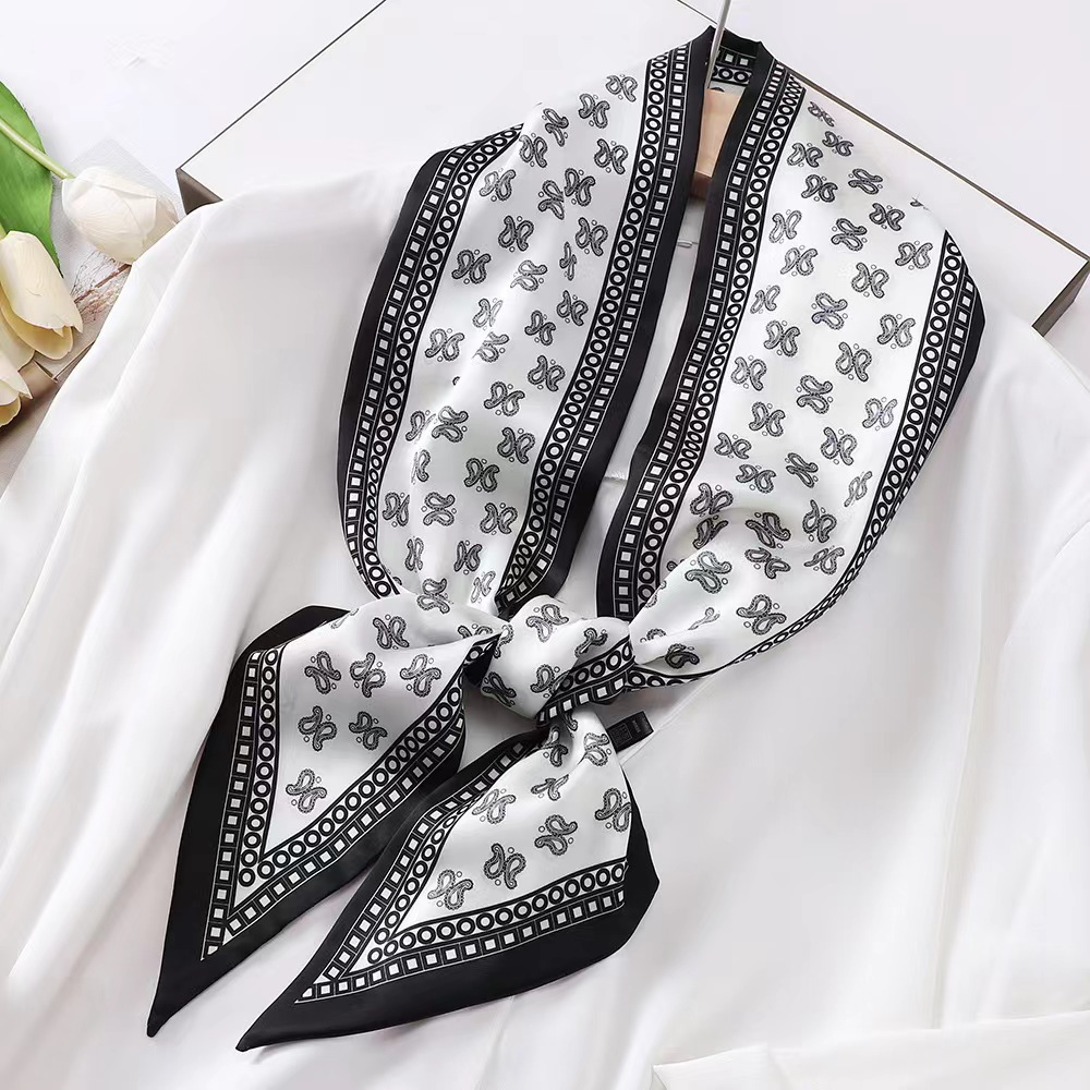 Luxury Zebra Print Silk Square - огляд і ціна Luxury Bags Expensive